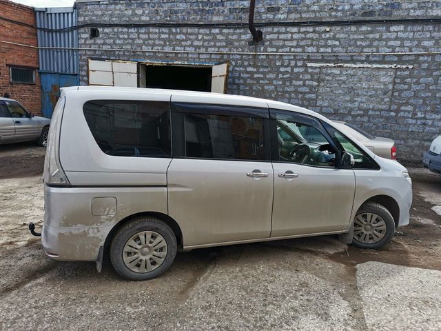 Фаркоп Halty для Nissan Serena C26 2WD/4WD (стандартная комплекатция, в т.ч. гибрид) 2010-2016. Артикул Vst50_125 (H.N31.A)