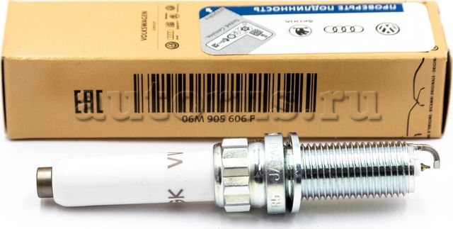 Свеча зажигания VAG. Артикул 06M 905 606 F