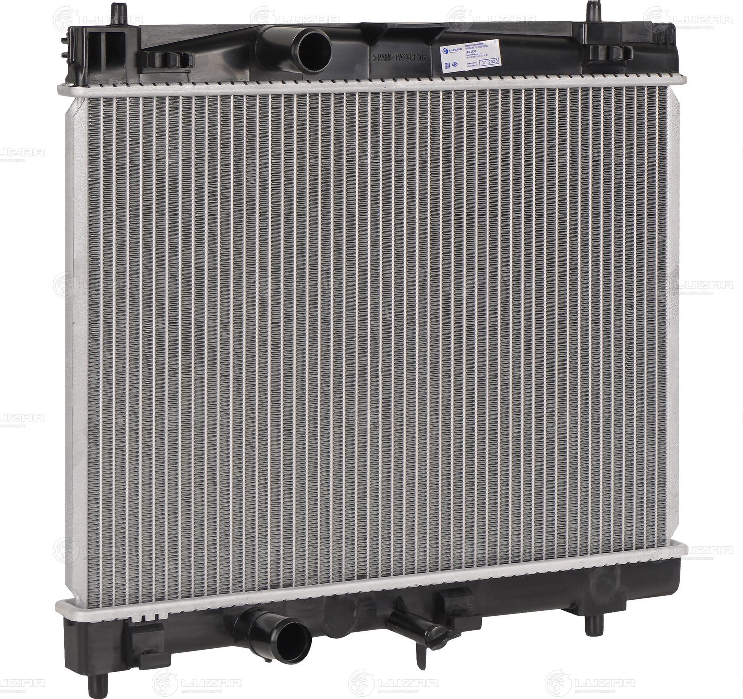 Радиатор охлаждения двигателя Luzar для Toyota Yaris XP150 2018-2017. Артикул LRc 1935