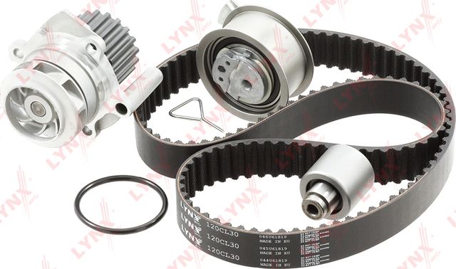 Помпа (водяной насос) с комплектом ремня ГРМ LYNXauto для Volkswagen Caddy III 2007-2010. Артикул PW-1095