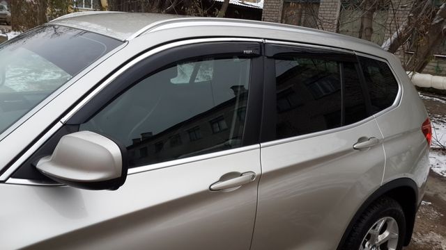 Дефлекторы V-Star для окон (с хром. молдингом) BMW X3 F25 2010-2017. Артикул CHR27066