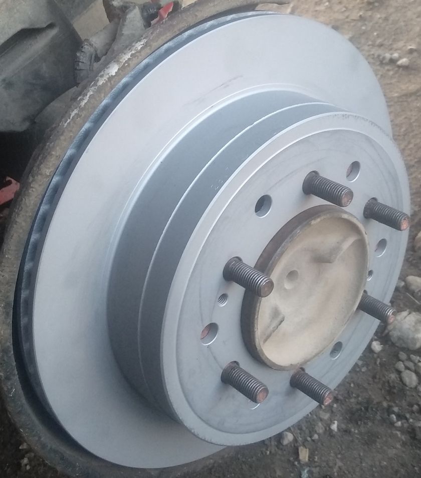 Тормозной диск Zimmermann Coat Z. Артикул 590.2807.20