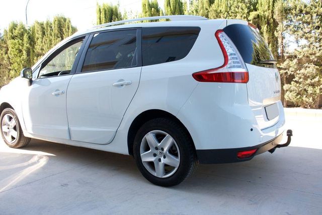 Фаркоп Aragon для Renault Grand Scenic III 2009-2026. Артикул E5229AA