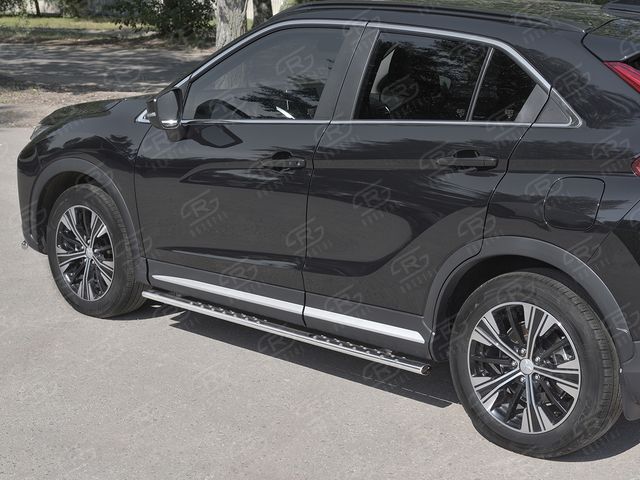 Защита порогов RusStal труба 75х42 овал с проступью для Mitsubishi Eclipse Cross 2018-2026. Артикул MEO-003046