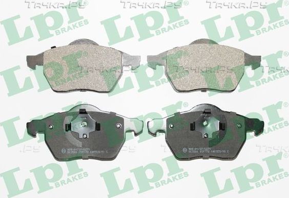 Тормозные колодки LPR передние для Volvo V70 I 1996-2000. Артикул 05P772