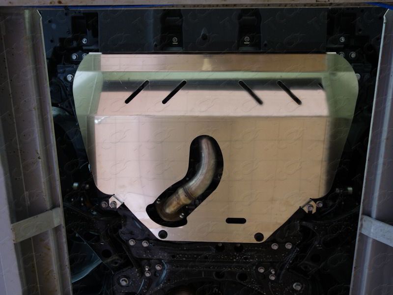 Защита алюминиевая ТСС (4 мм) для картера и КПП Lexus NX200/NX300h (Turbo) 2014-2021. Артикул ZKTCC00115