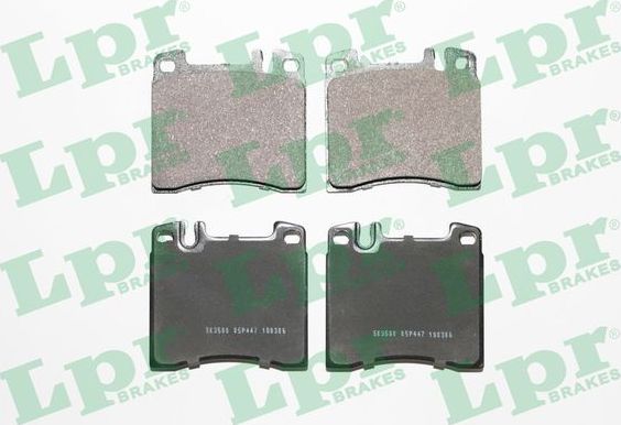 Тормозные колодки LPR передние для Saab 900 I 1979-1994. Артикул 05P356