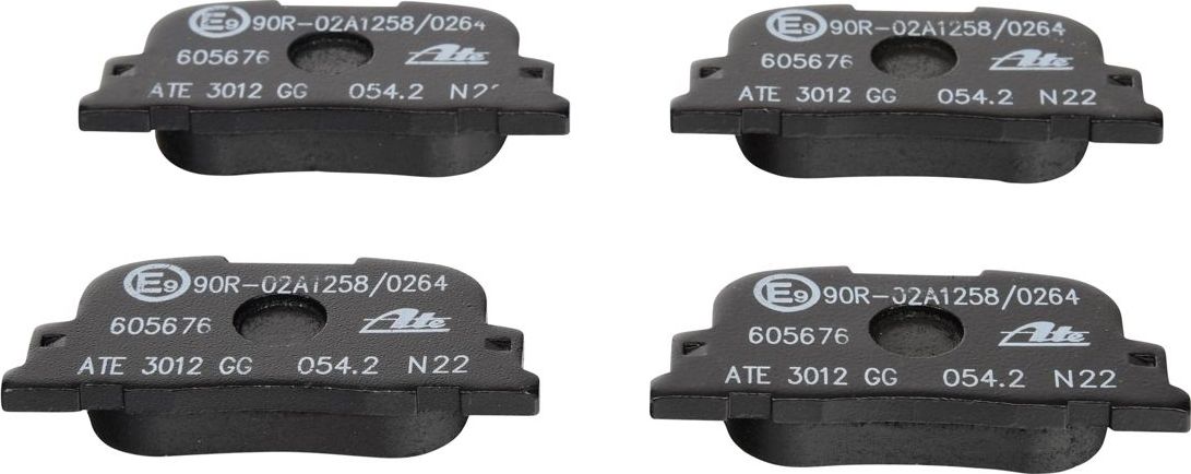 Тормозные колодки ATE. Артикул 13.0460-5676.2