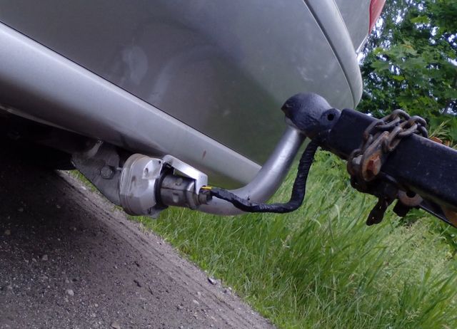 Фаркоп AvtoS для Fiat Albea седан 2002-2012. Артикул FA 01