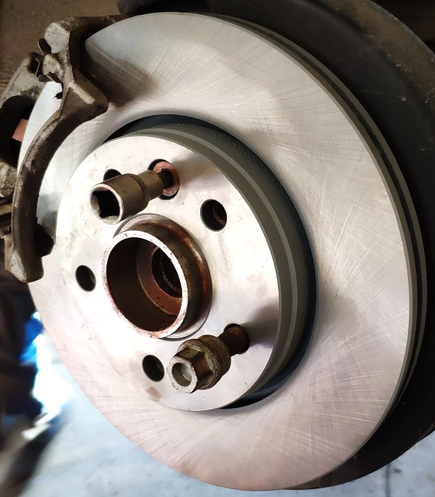 Тормозной диск Remsa. Артикул 6707.10