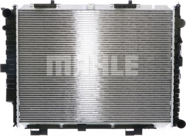 Радиатор охлаждения двигателя Mahle Behr для Mercedes-Benz E-Класс II (W210, S210) 1996-1999. Артикул CR 318 000S