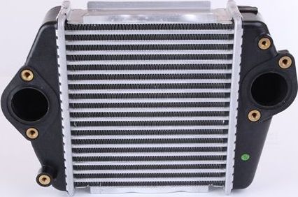 Интеркулер Nissens ** FIRST FIT **. Артикул 96372