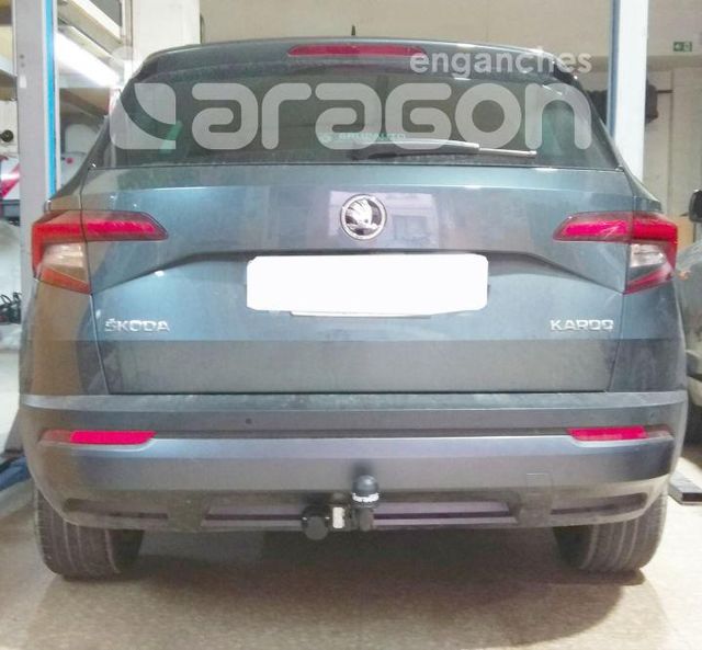 Фаркоп Aragon для Skoda Karoq 2017-2026. Артикул E5815AA