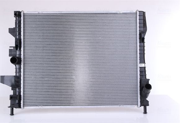 Радиатор охлаждения двигателя Nissens для Ford Focus III 2012-2019. Артикул 606446