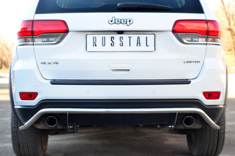 Защита RusStal заднего бампера d42 (волна) для Jeep Grand Cherokee WK2 2013-2026. Артикул JGCZ-001533