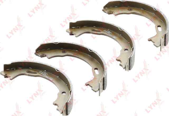 Тормозные колодки (стояночная тормозная система) LYNXauto. Артикул BS-8006