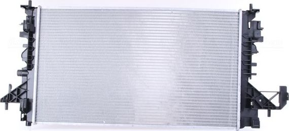 Радиатор охлаждения двигателя Nissens. Артикул 630798
