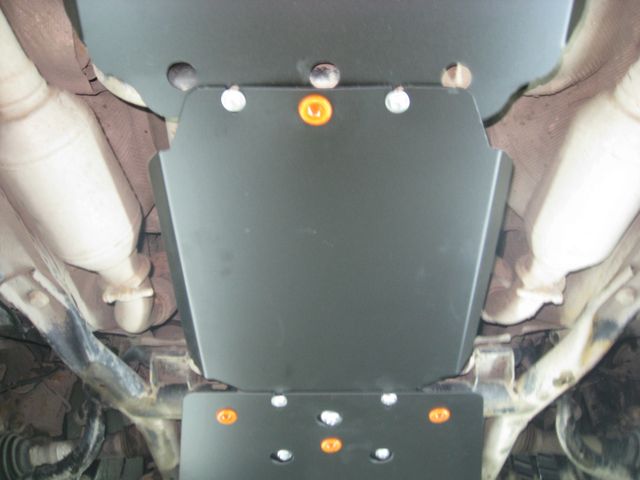 Защита алюминиевая "Alfeco" для КПП Land Rover Range Rover III Vogue 2002-2012. Артикул ALF.38.18 AL4