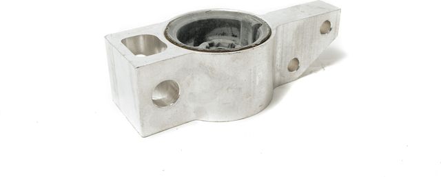 Сайлентблок переднего рычага подвески Cworks правый для SEAT Altea I 2004-2015. Артикул F280R0066