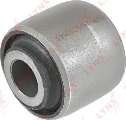 Сайлентблок поворотного кулака LYNXauto. Артикул C9714