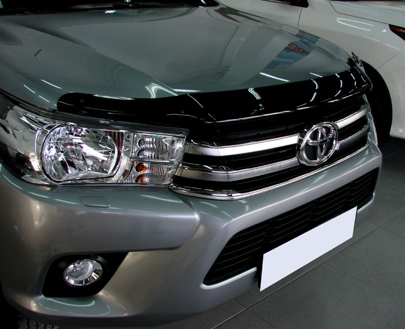 Дефлектор SIM для капота Toyota Hilux VIII 2015-2020. Артикул STOHIL1512