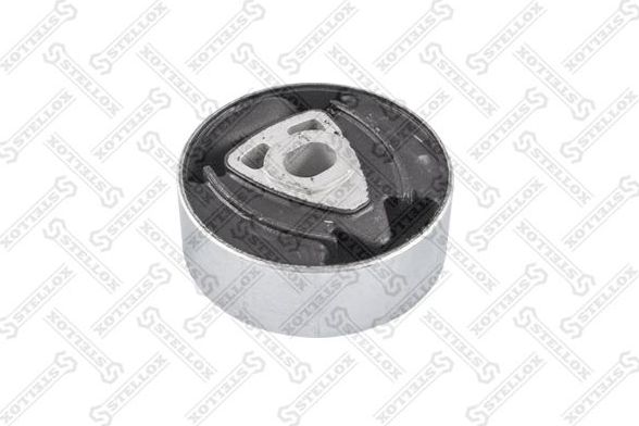 Сайлентблок заднего рычага подвески Stellox. Артикул 77-00136-SX