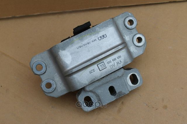 Подушка (опора) двигателя VAG. Артикул 1K0199555CC