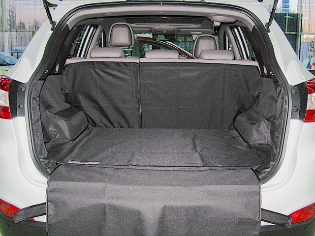 Защитный чехол AUTOSMSTUDIO "Maxi" в багажник автомобиля для Hyundai ix35 2009-2015, серый. Артикул TP-H3IX35-MAXI-GR