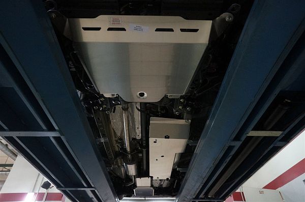 Защита алюминиевая АВС-Дизайн для картера, КПП и РК Honda CR-V IV 2012-2015 (3 части). Артикул 09.20ABC