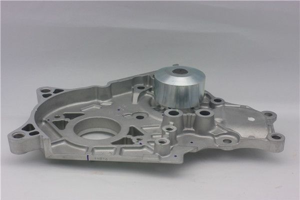 Помпа (водяной насос) GMB для Toyota Ipsum II (M20) 2001-2005. Артикул GWT-123A