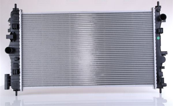 Радиатор охлаждения двигателя Nissens для Saab 9-5 II 2010-2012. Артикул 630714