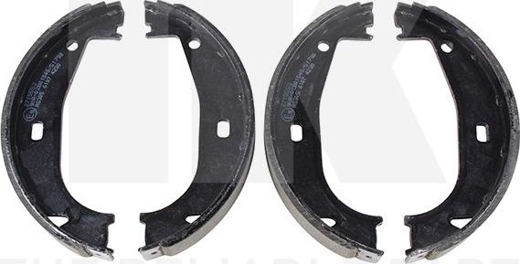 Тормозные колодки (стояночная тормозная система) NK. Артикул 2715553