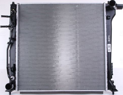 Радиатор охлаждения двигателя Nissens. Артикул 606099
