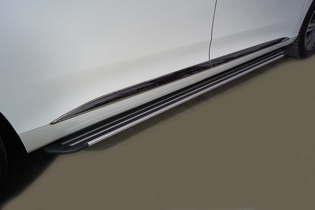 Пороги алюминиевые ТСС Slim Line Silver 2020 мм для GAC GN8 2021-2023. Артикул GACGN821-05S