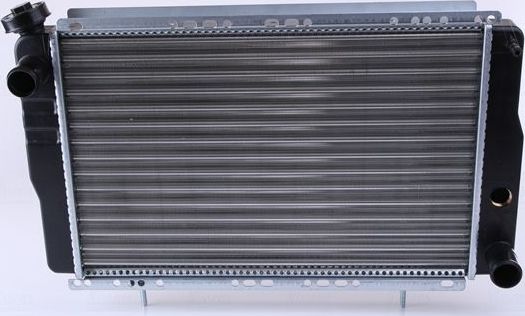 Радиатор охлаждения двигателя Nissens. Артикул 63800