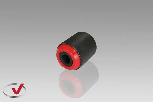 Сайлентблок полиуретановый (усиленный) заднего нижнего рычага, крепление к кулак (Vtulka) Vtulka. Артикул 3306043