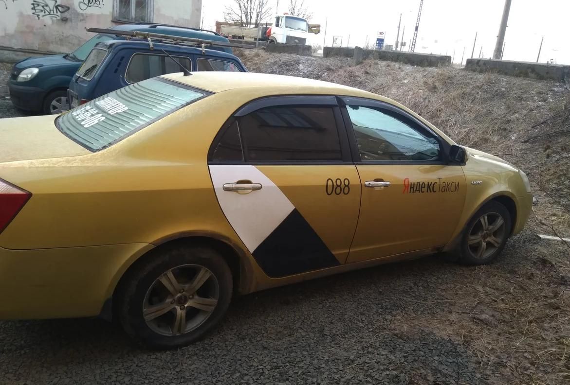 Дефлекторы Cobra Tuning для окон Geely Vision FC 2007-2011. Артикул G10208