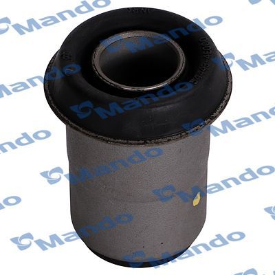 Сайлентблок переднего рычага подвески Mando. Артикул DCC010426