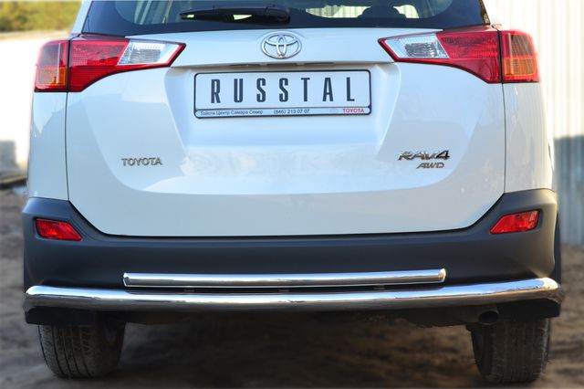 Защита RusStal заднего бампера двойная (секции+дуга) d63/42 для Toyota RAV4 IV 2013-2015. Артикул TR4Z-001287