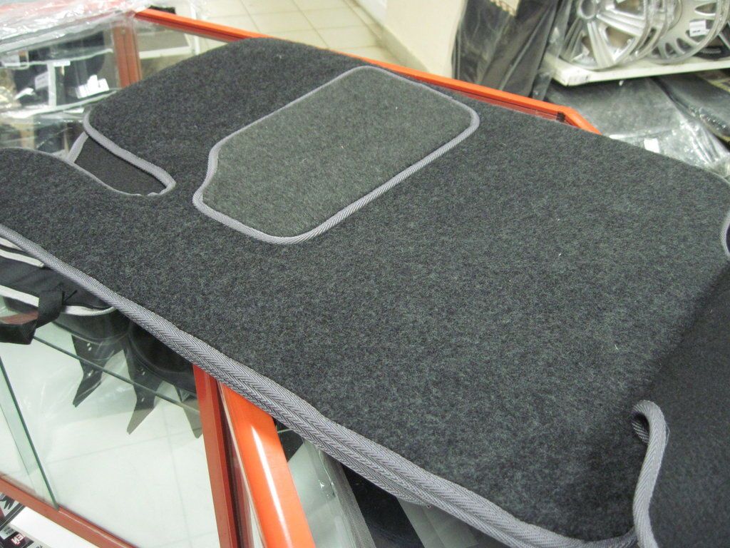 Коврики Rezkon ворсовые Стандарт для салона Geely Emgrand EC7 2009-2026. Артикул 2017005100