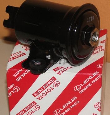 Топливный фильтр Toyota. Артикул 2330019285