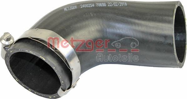 Патрубок интеркулера Metzger. Артикул 2400254