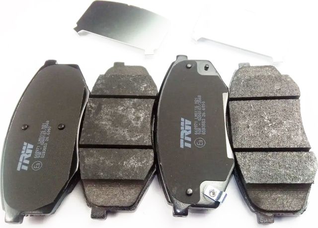 Тормозные колодки TRW. Артикул GDB3553