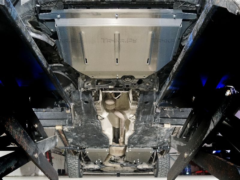 Защита алюминиевая ТСС (4 мм) для картера, КПП и бака Volkswagen Taos 4WD 2021-2026. Артикул ZKTCC00541K