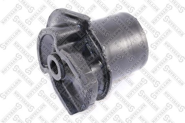 Сайлентблок переднего рычага подвески Stellox задний для Toyota Noah I (R60) 2001-2007. Артикул 87-98071-SX