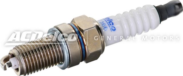 Свеча зажигания ACDelco. Артикул 19347366