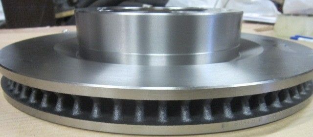 Тормозной диск Bosch передний для Lexus GX II 2010-2026. Артикул 0 986 479 A65