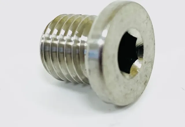 Пробка сливная (Ukorauto). Артикул U0430005