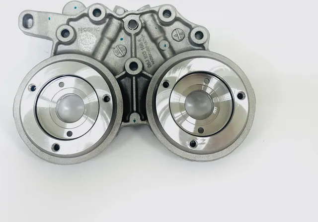 Крышка двигателя передняя (Ukorauto). Артикул U0403554