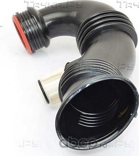 Трубkа воздушного фильтра BSG. Артикул BSG 15-720-097